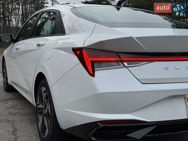 Седан Hyundai Elantra 2021 в Тараще