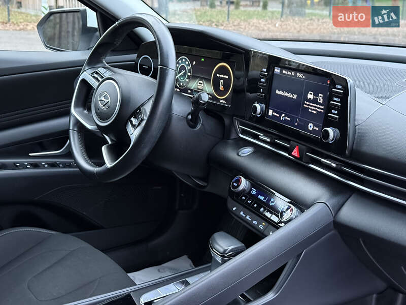 Седан Hyundai Elantra 2021 в Тараще