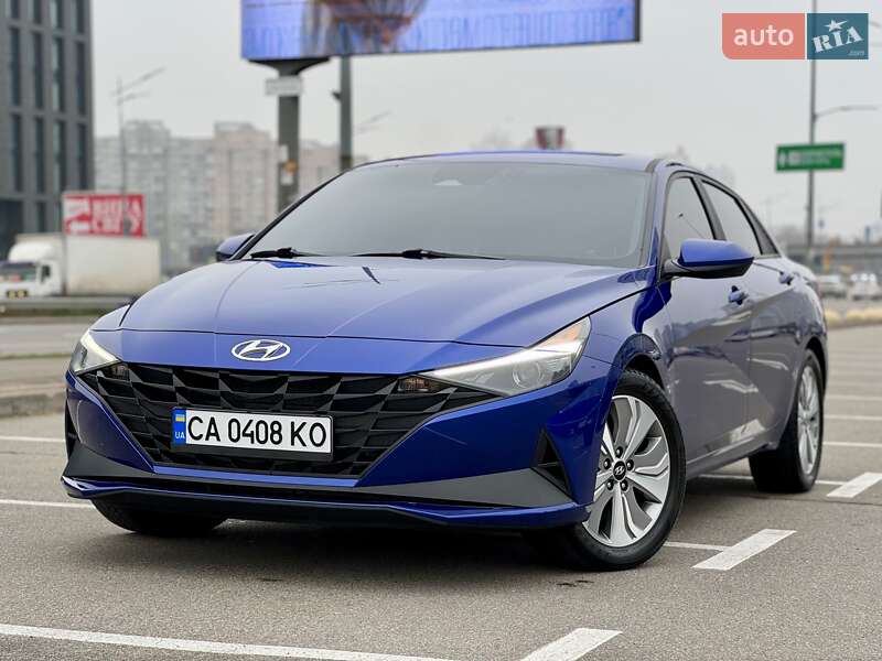 Hyundai Elantra 2021