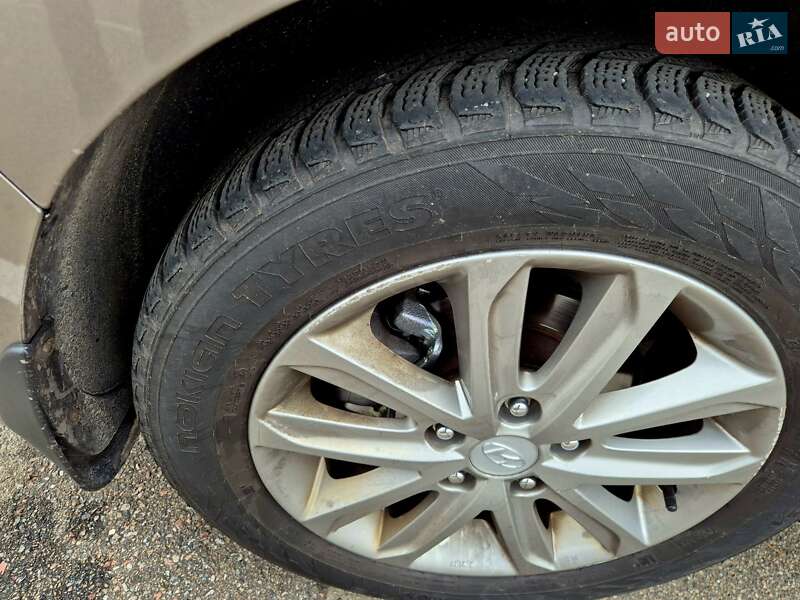 Седан Hyundai Elantra 2012 в Києві фото 12 Седан Hyundai Elantra 2012 в Києві