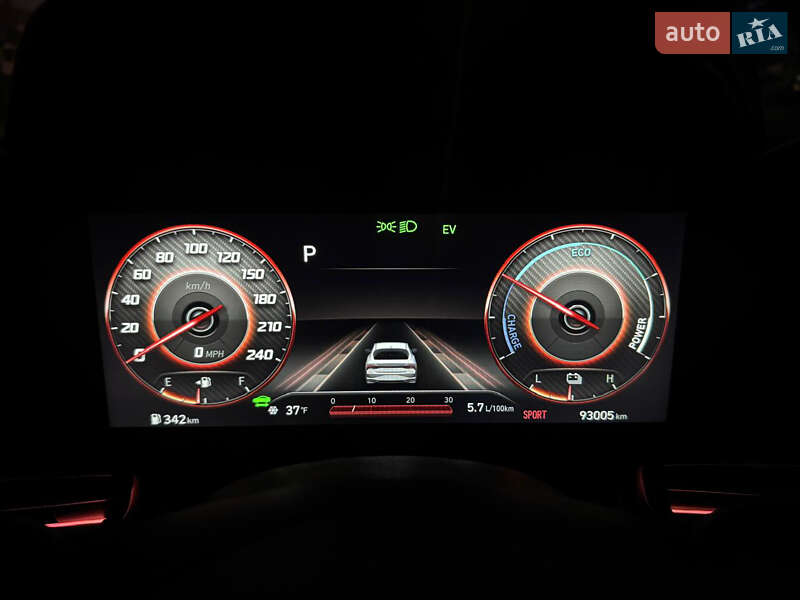 Седан Hyundai Elantra 2022 в Харькове