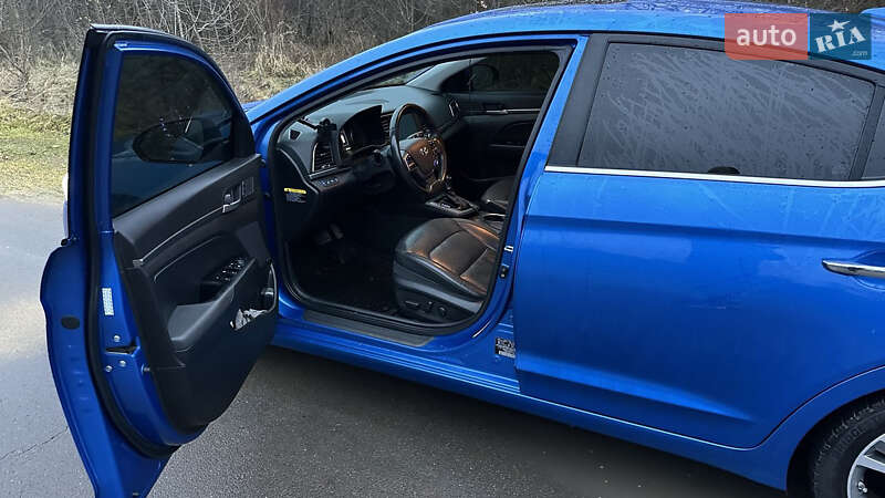 Седан Hyundai Elantra 2015 в Львові фото 5 Седан Hyundai Elantra 2015 в Львові