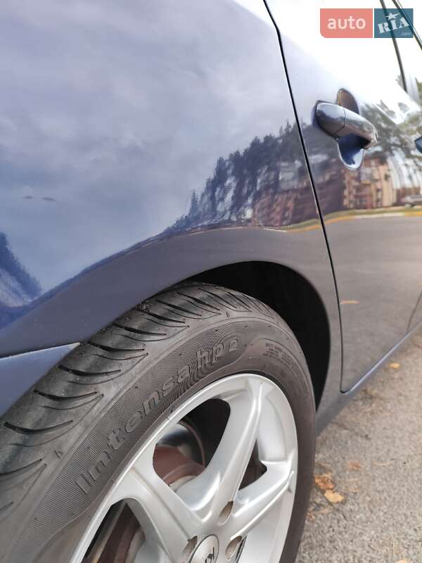 Седан Hyundai Elantra 2008 в Киеве