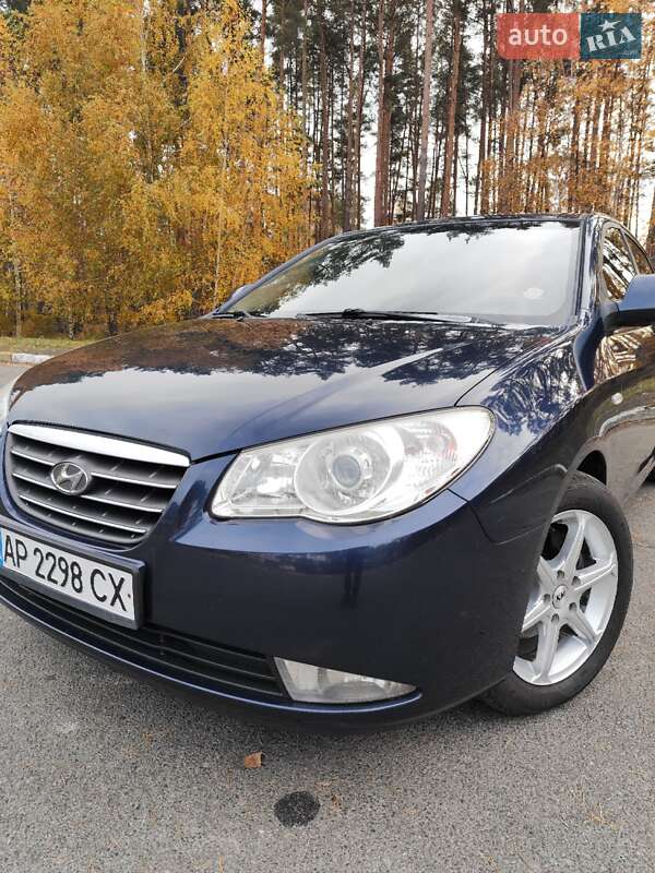Седан Hyundai Elantra 2008 в Киеве