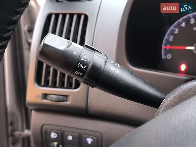 Седан Hyundai Elantra 2010 в Киеве