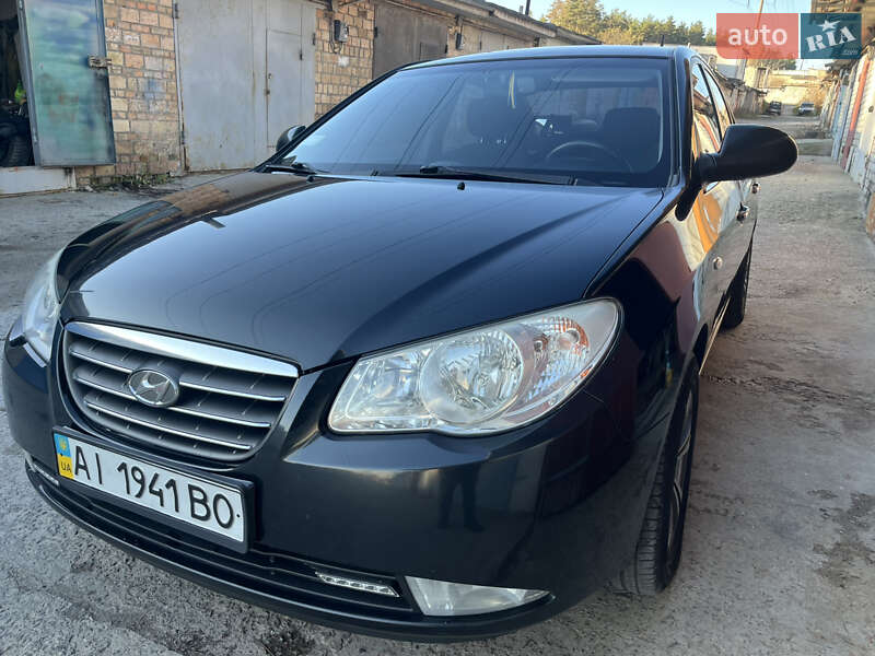 Седан Hyundai Elantra 2008 в Вышгороде