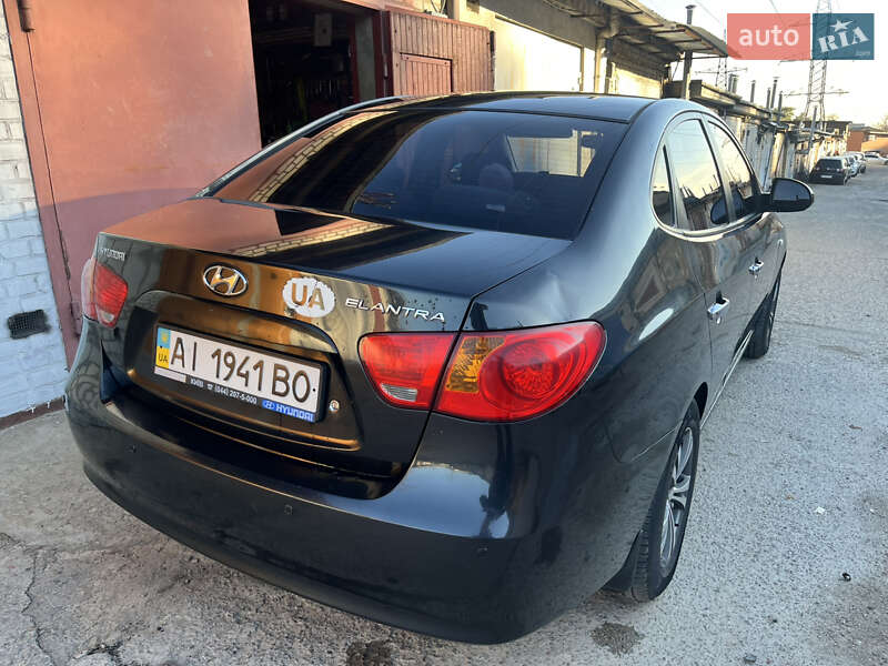 Седан Hyundai Elantra 2008 в Вышгороде