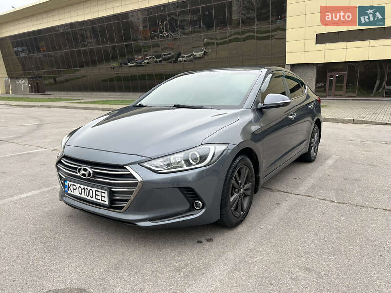 Седан Hyundai Elantra 2018 в Запорожье