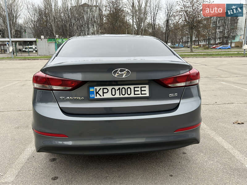 Седан Hyundai Elantra 2018 в Запорожье