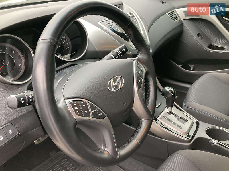 Седан Hyundai Elantra 2013 в Одесі фото 16 Седан Hyundai Elantra 2013 в Одесі