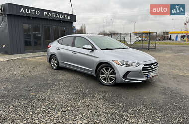 Седан Hyundai Elantra 2016 в Луцке