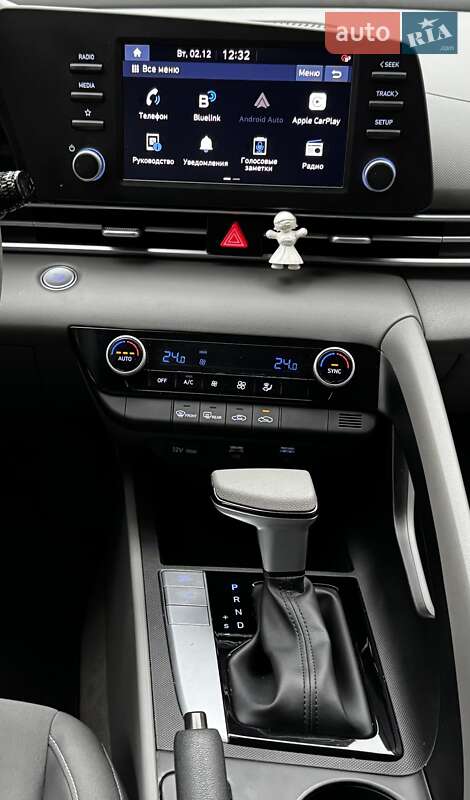 Седан Hyundai Elantra 2023 в Києві