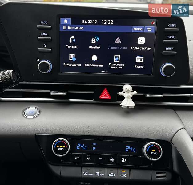 Седан Hyundai Elantra 2023 в Києві