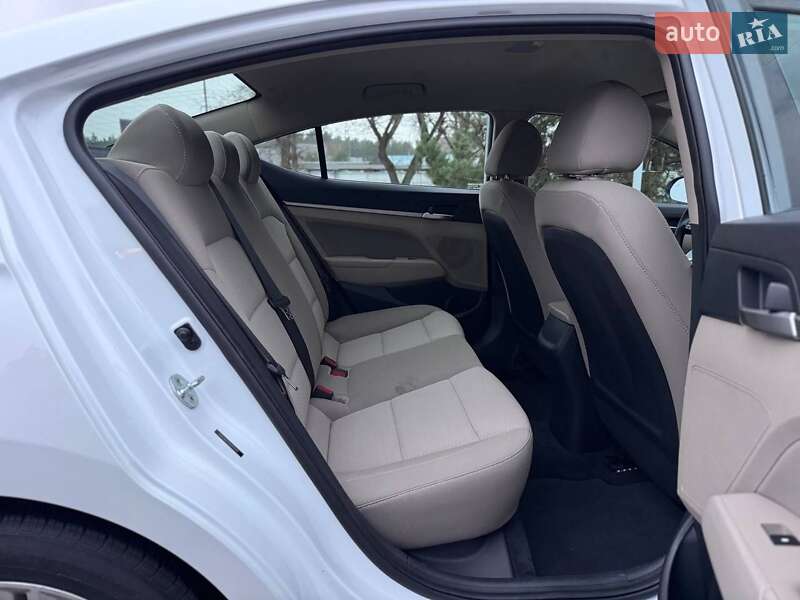 Седан Hyundai Elantra 2019 в Києві фото 30 Седан Hyundai Elantra 2019 в Києві