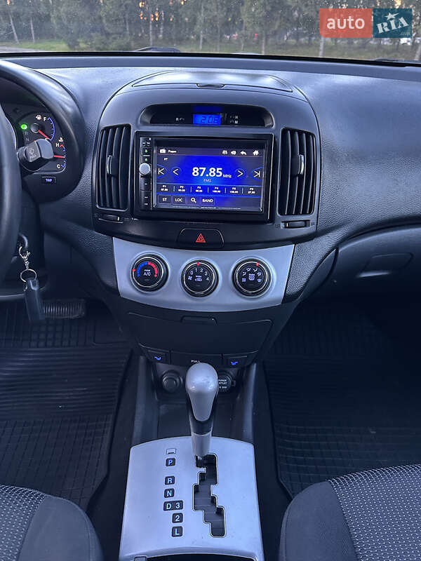 Седан Hyundai Elantra 2007 в Тернополі фото 32 Седан Hyundai Elantra 2007 в Тернополі