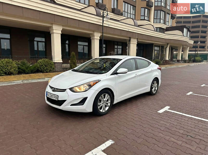 Hyundai Elantra 2015