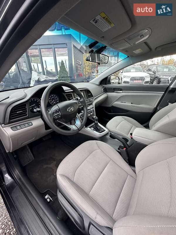 Седан Hyundai Elantra 2020 в Білогородці