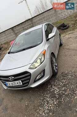 Хэтчбек Hyundai Elantra 2016 в Киеве