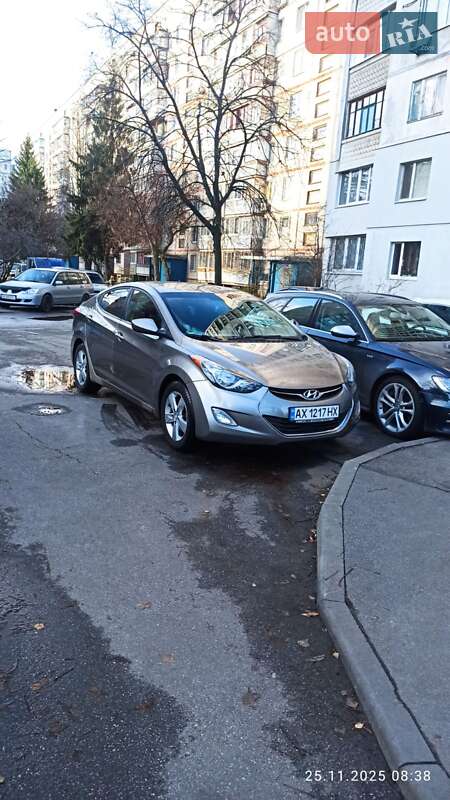 Седан Hyundai Elantra 2012 в Харкові фото 11 Седан Hyundai Elantra 2012 в Харкові