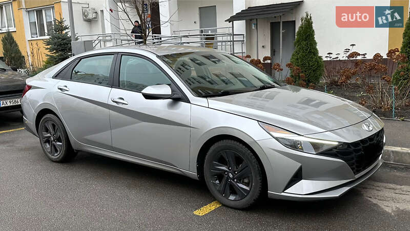 Седан Hyundai Elantra 2021 в Харкові