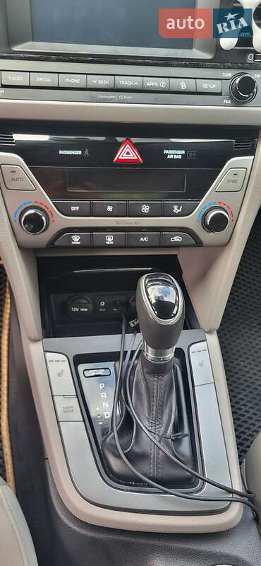 Седан Hyundai Elantra 2016 в Броварах фото 13 Седан Hyundai Elantra 2016 в Броварах