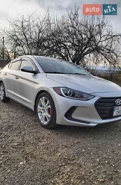 Седан Hyundai Elantra 2017 в Ужгороді