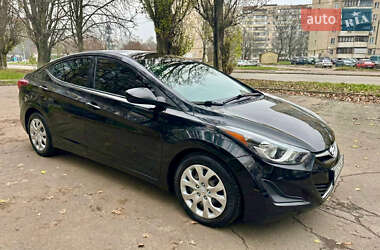 Седан Hyundai Elantra 2015 в Києві