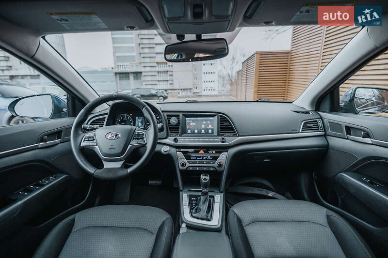 Седан Hyundai Elantra 2017 в Києві фото 37 Седан Hyundai Elantra 2017 в Києві