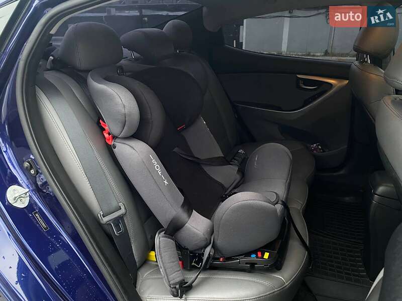 Седан Hyundai Elantra 2011 в Києві фото 26 Седан Hyundai Elantra 2011 в Києві