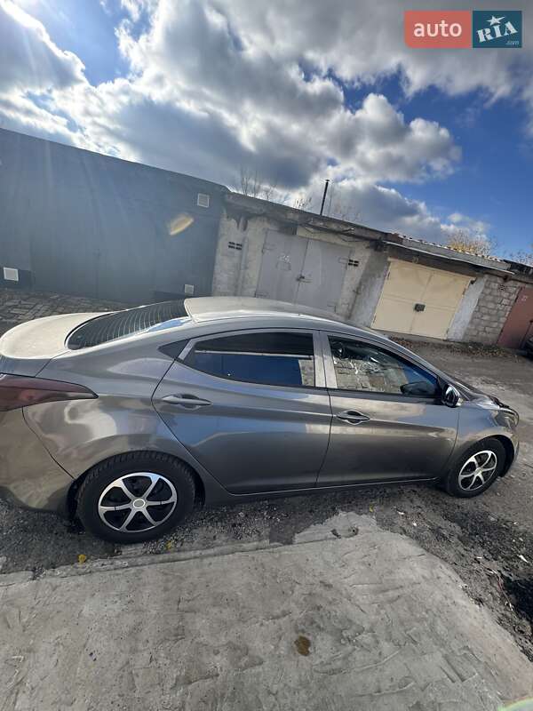 Седан Hyundai Elantra 2011 в Кривом Роге фото 8 Седан Hyundai Elantra 2011 в Кривом Роге