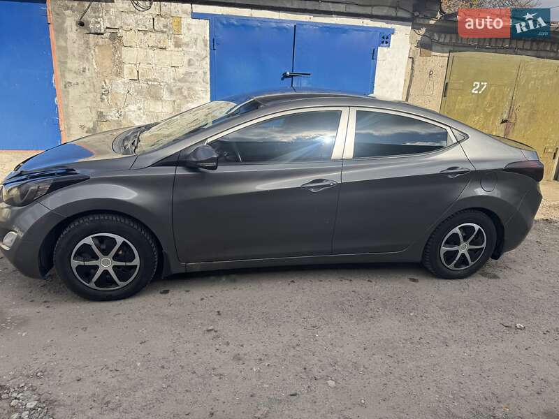 Седан Hyundai Elantra 2011 в Кривом Роге фото 6 Седан Hyundai Elantra 2011 в Кривом Роге