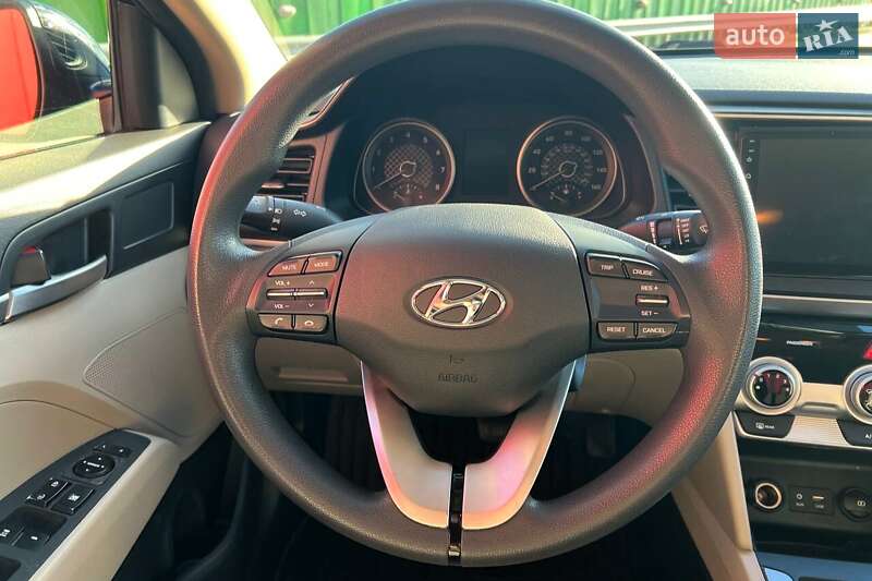 Седан Hyundai Elantra 2019 в Киеве фото 15 Седан Hyundai Elantra 2019 в Киеве