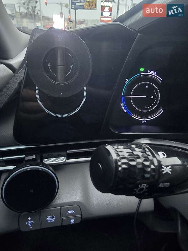 Седан Hyundai Elantra 2023 в Киеве