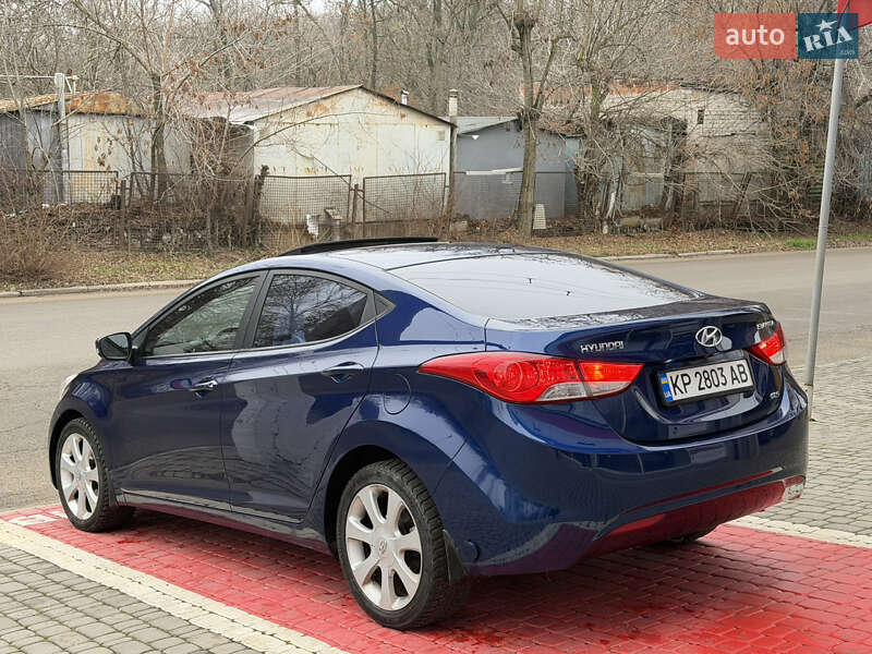 Седан Hyundai Elantra 2012 в Запорожье
