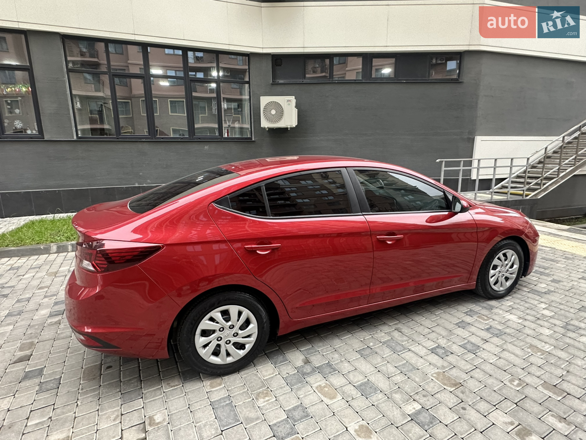 2019 Hyundai Elantra - мініатюра 5