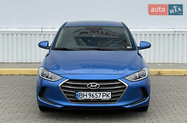 Седан Hyundai Elantra 2016 в Одессе