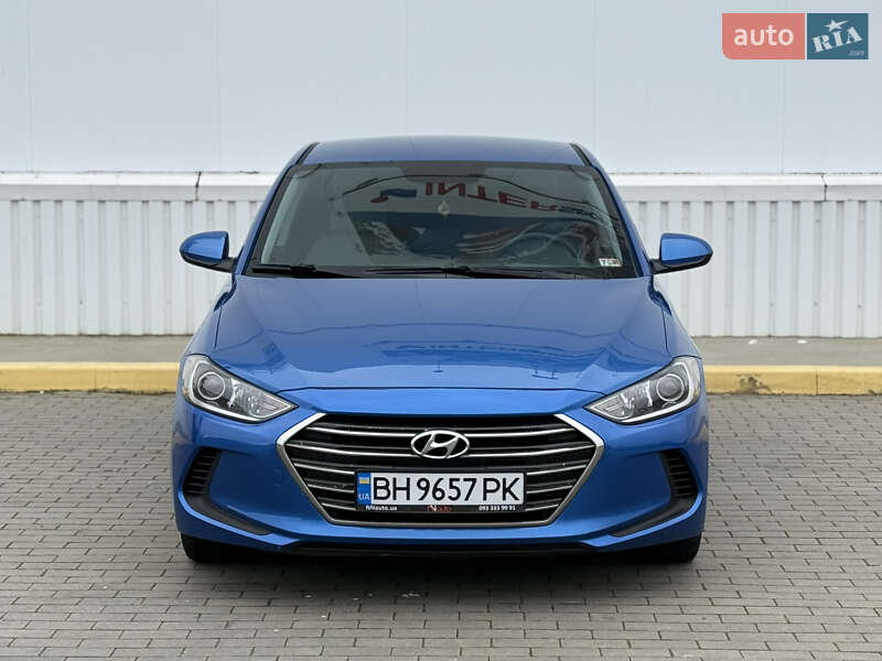 Hyundai Elantra 2016