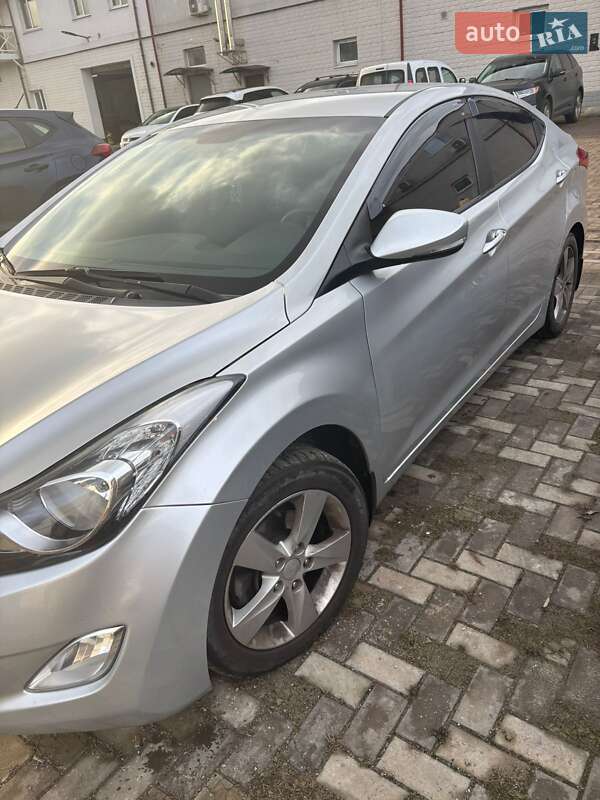 Седан Hyundai Elantra 2013 в Києві фото 7 Седан Hyundai Elantra 2013 в Києві