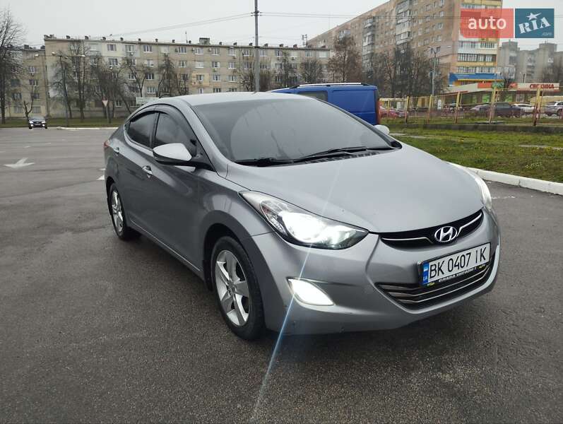 Седан Hyundai Elantra 2012 в Харькове