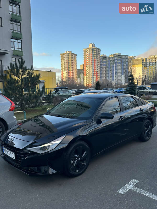 Седан Hyundai Elantra 2020 в Киеве