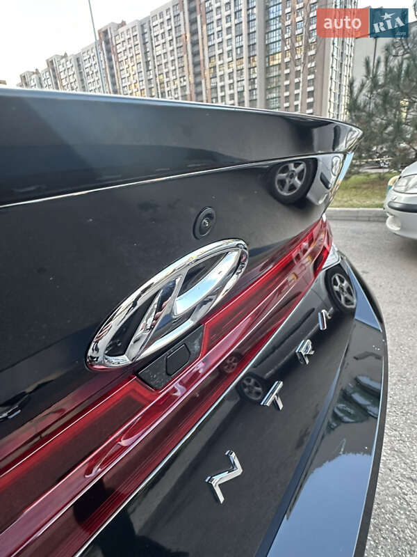 Седан Hyundai Elantra 2020 в Киеве
