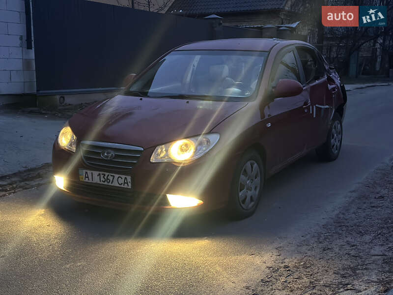 Седан Hyundai Elantra 2008 в Демидове