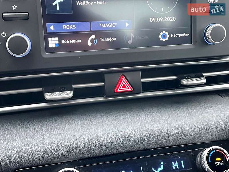 Седан Hyundai Elantra 2021 в Києві