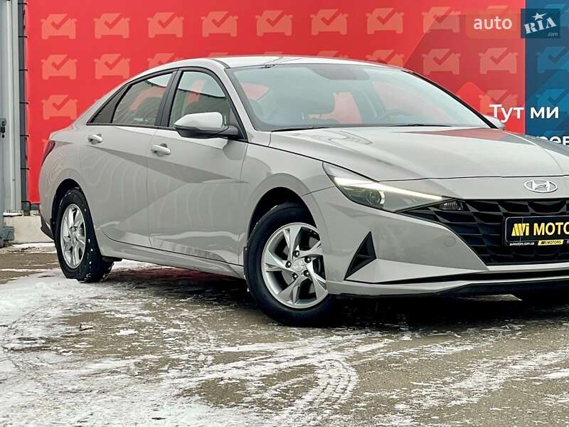 Седан Hyundai Elantra 2021 в Києві
