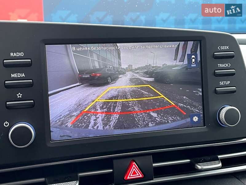 Седан Hyundai Elantra 2021 в Києві