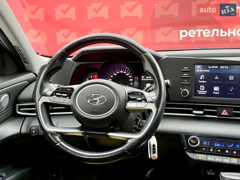 Седан Hyundai Elantra 2021 в Києві