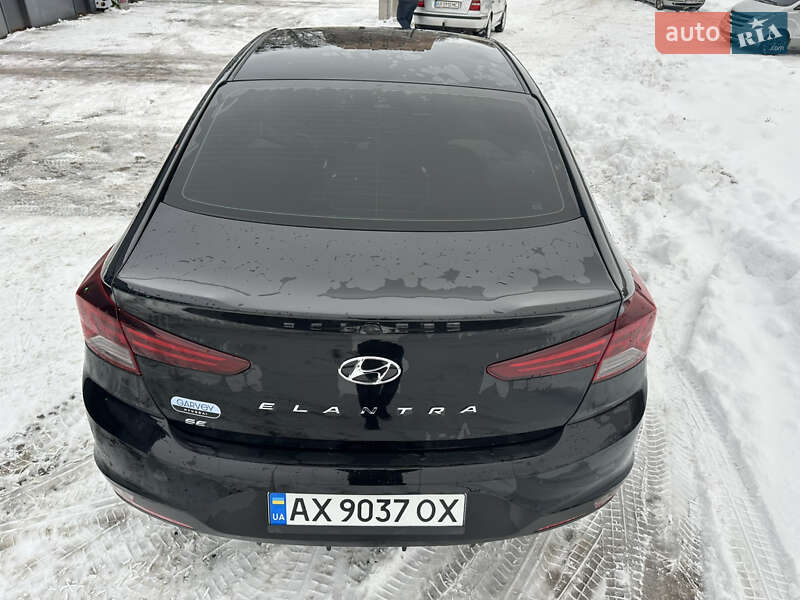 Седан Hyundai Elantra 2020 в Харькове