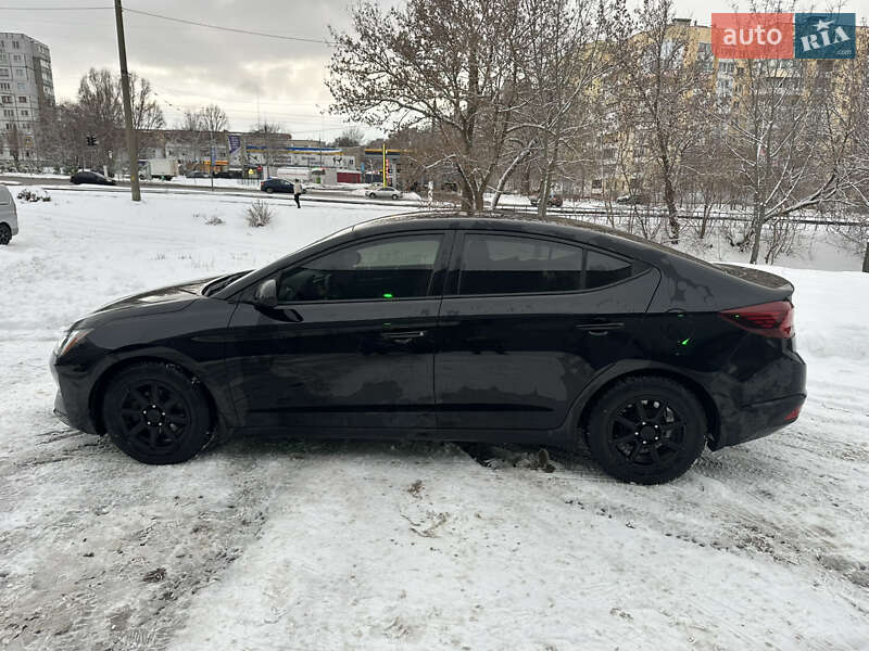 Седан Hyundai Elantra 2020 в Харькове