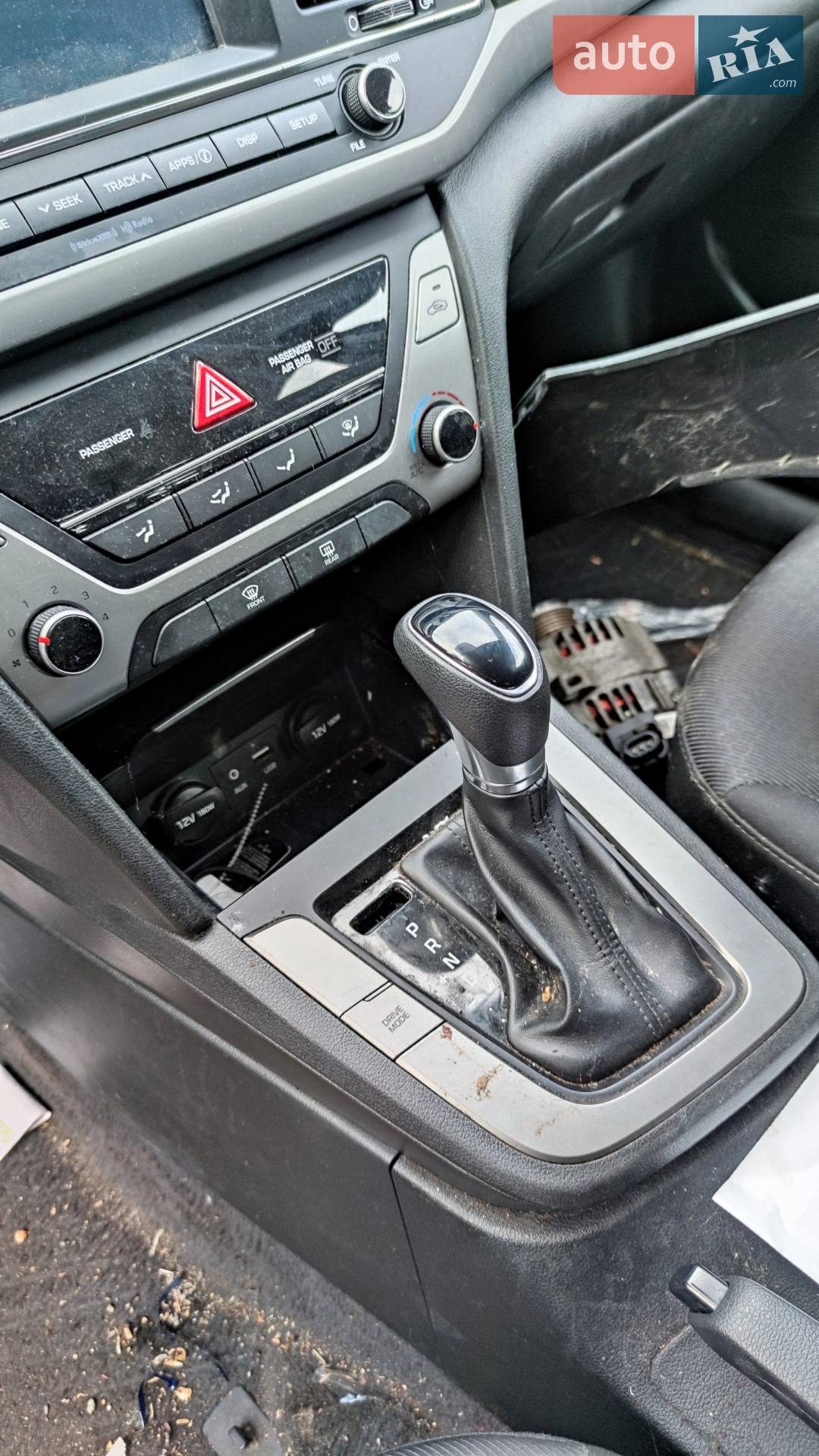 2018 Hyundai Elantra - мініатюра 14