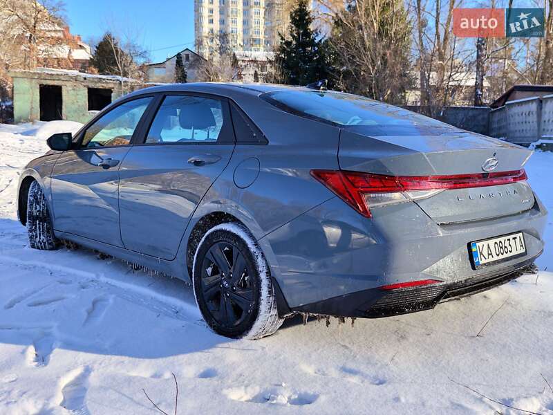 Седан Hyundai Elantra 2022 в Киеве